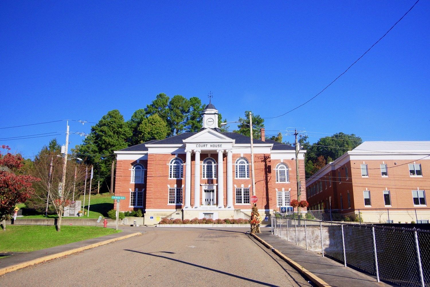 Clintwood-Dickenson-County-Courthouse-va
